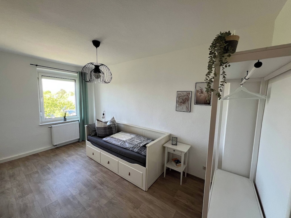 Charming 3-room Apartment in Hoyerswerda, Lusatian Lake District