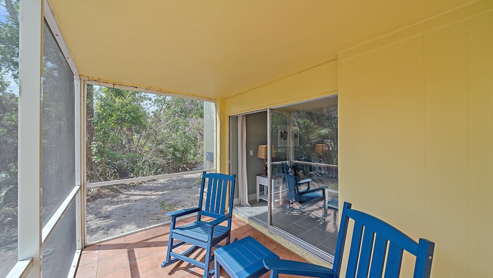 Beach Haven 2 Bedroom Condo