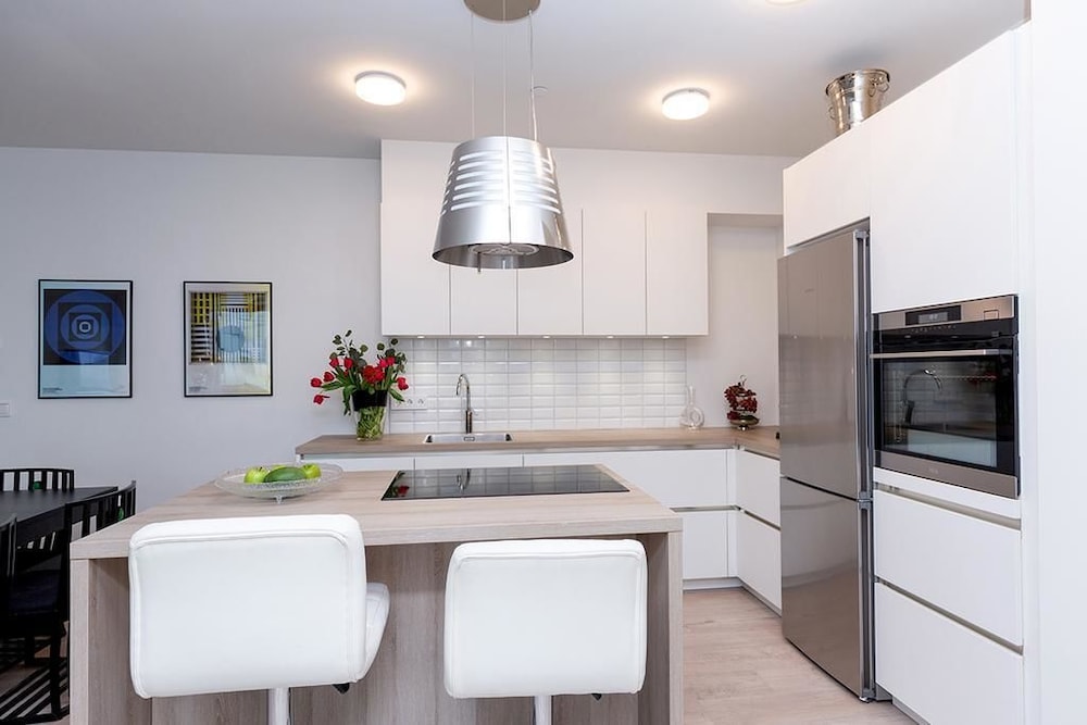 Luxury Salka Suites view 5