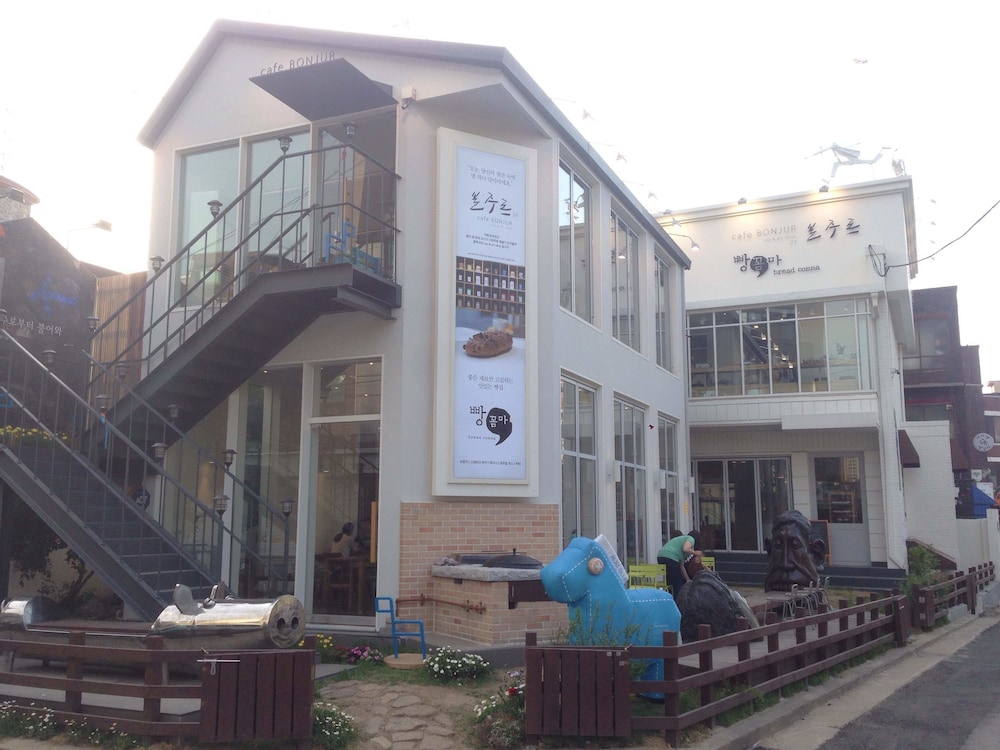 Egg Guesthouse Korea