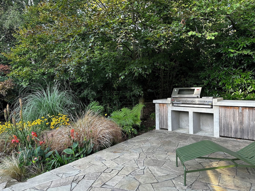 Mid-century Modern
