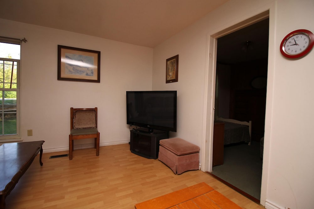 3 Bdrm Country Cottage - Main House - Rosewood Cottages