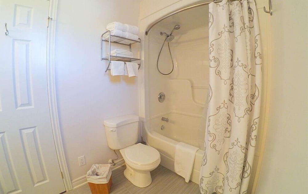 Niagara-on-the-Lake Vacations - Blue Skies Bed and Breakfast - Property Image 41