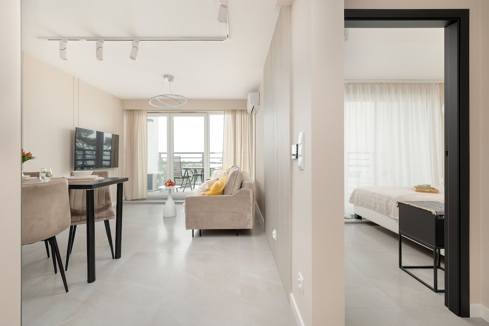 Porta Mare by Renters Prestige
