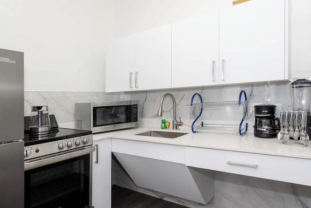 Collins Beach Apartments
