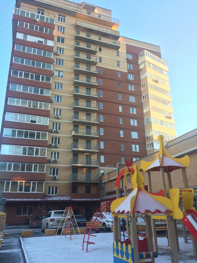 Apartments on Fabrichnaya 9 view 2