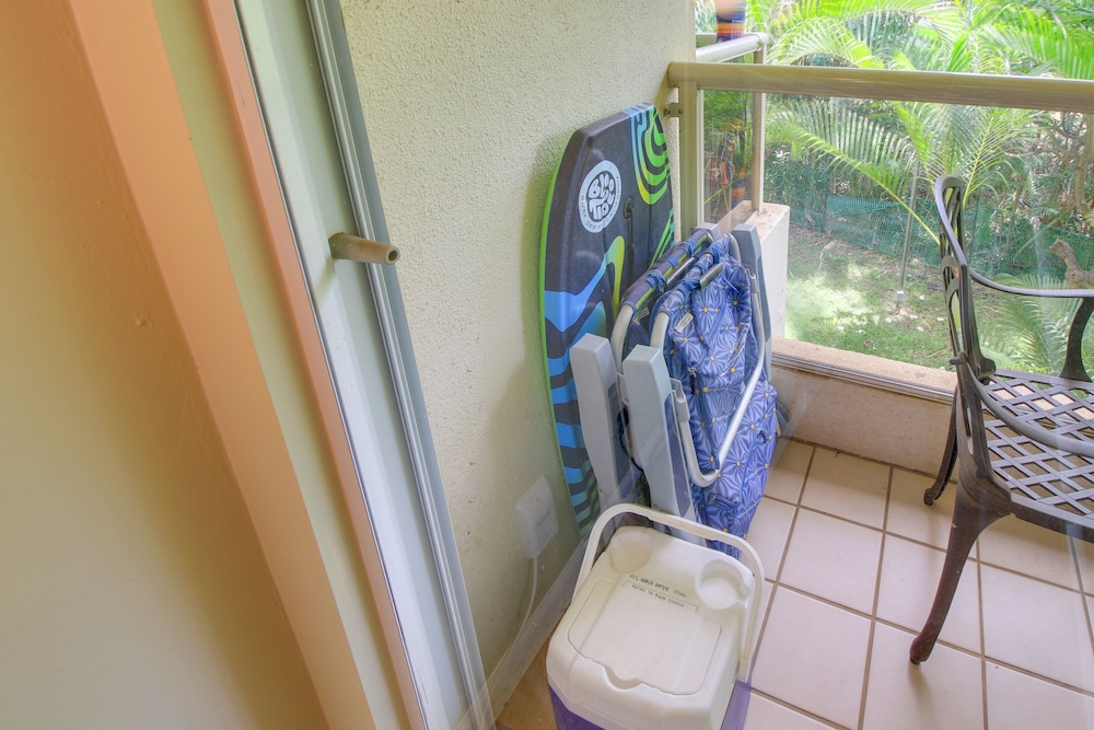 Kihei Beach Retreat w/ Pool Access, Walk to Shore! view 2