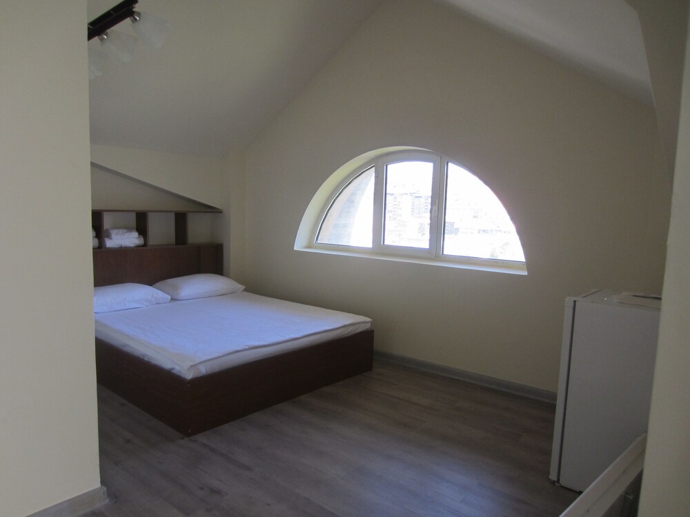 Yerevan Vacations - The Rooms Hostel Yerevan - Property Image 26