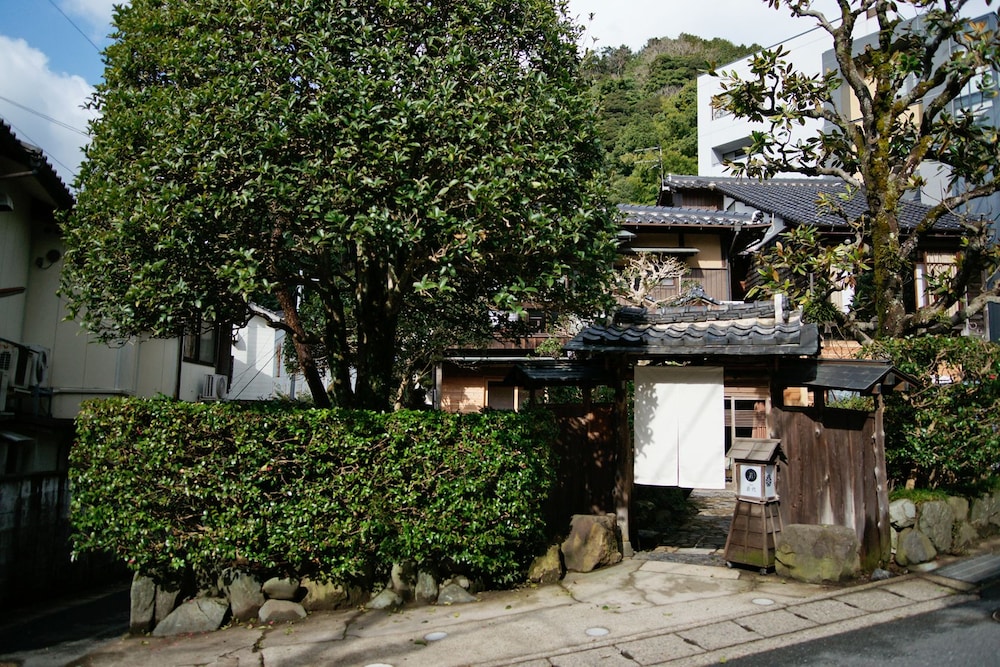 GUESTHOUSE Kinosaki Wakayo - Hostel, Caters to Women