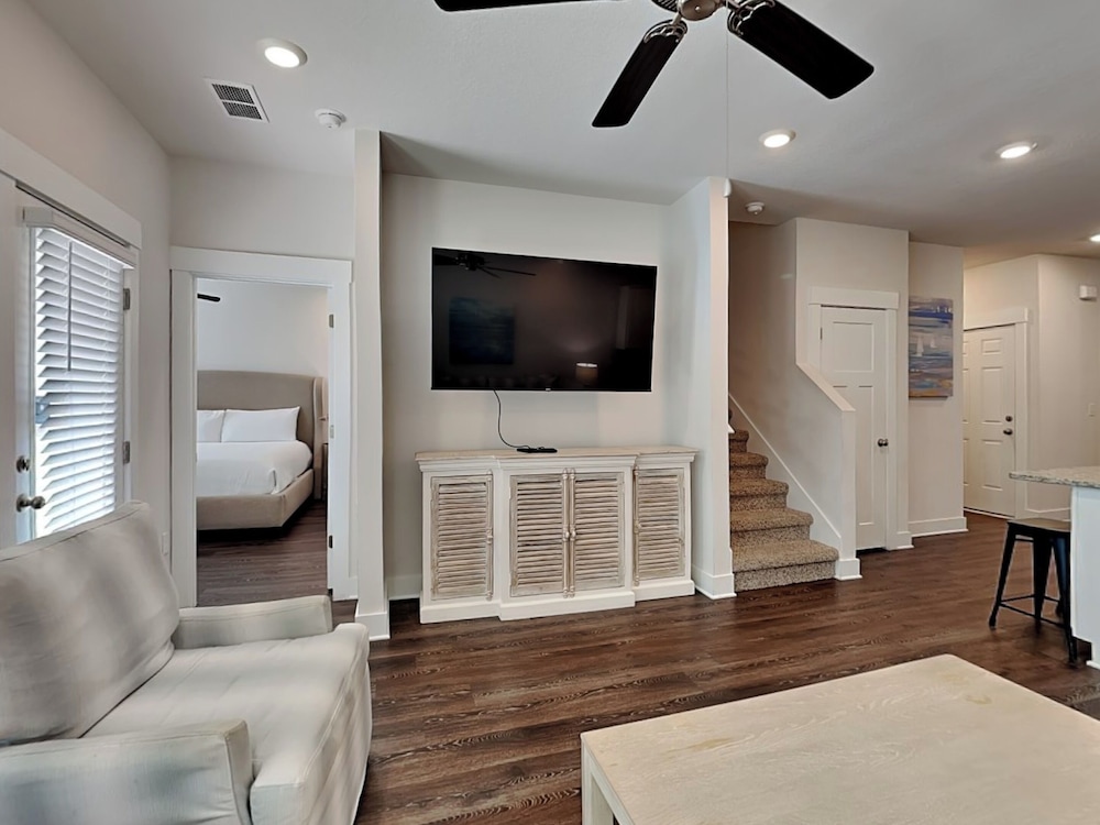 Blue Tide Bungalow