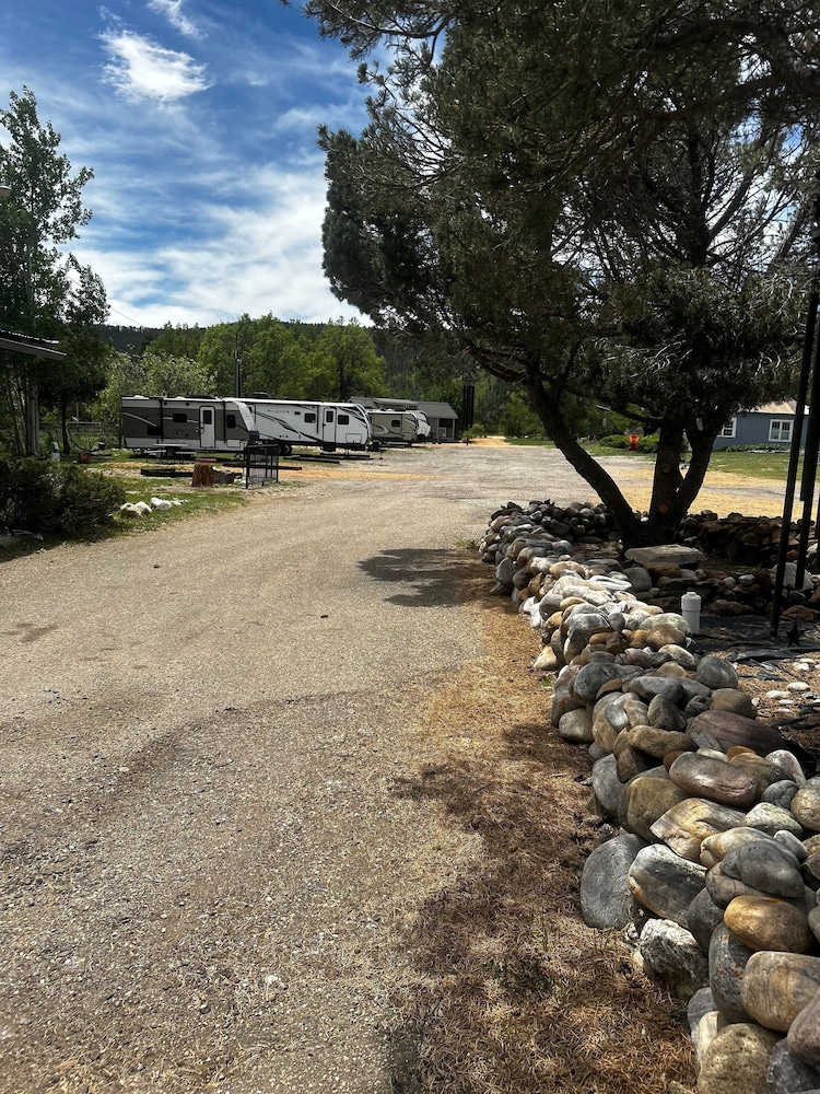 Historic Mora Inn and RV Park