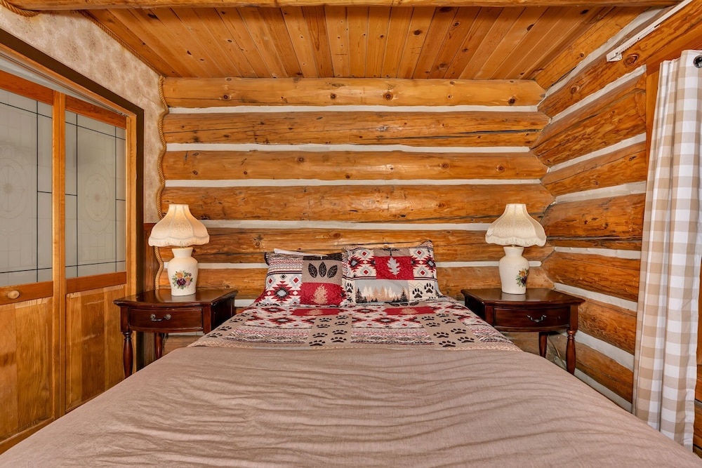 The Log Home Quintessential Log Cabin in Ynp! view 5
