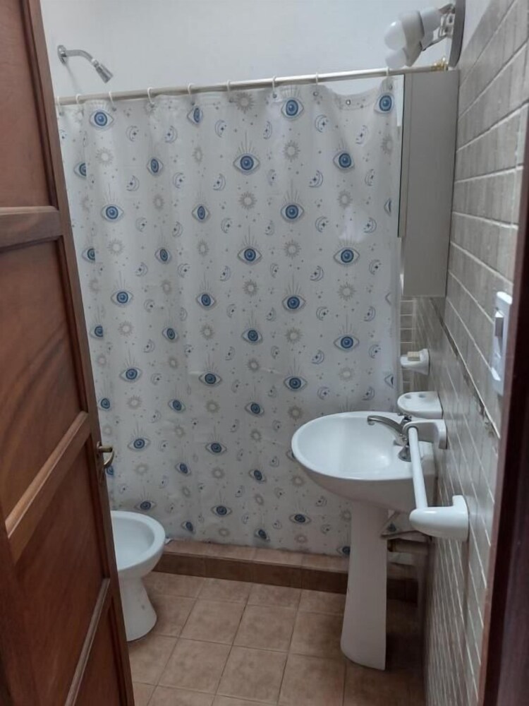 Hostal Avalon