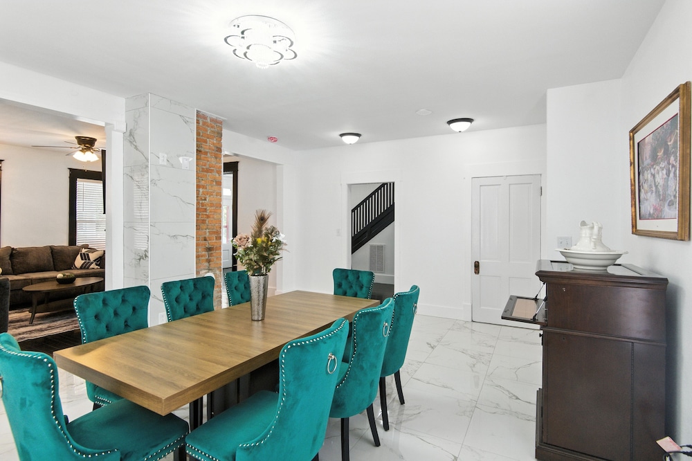 Historic Elegance In The Heart Of Elizabeth City 4 Bedroom Home