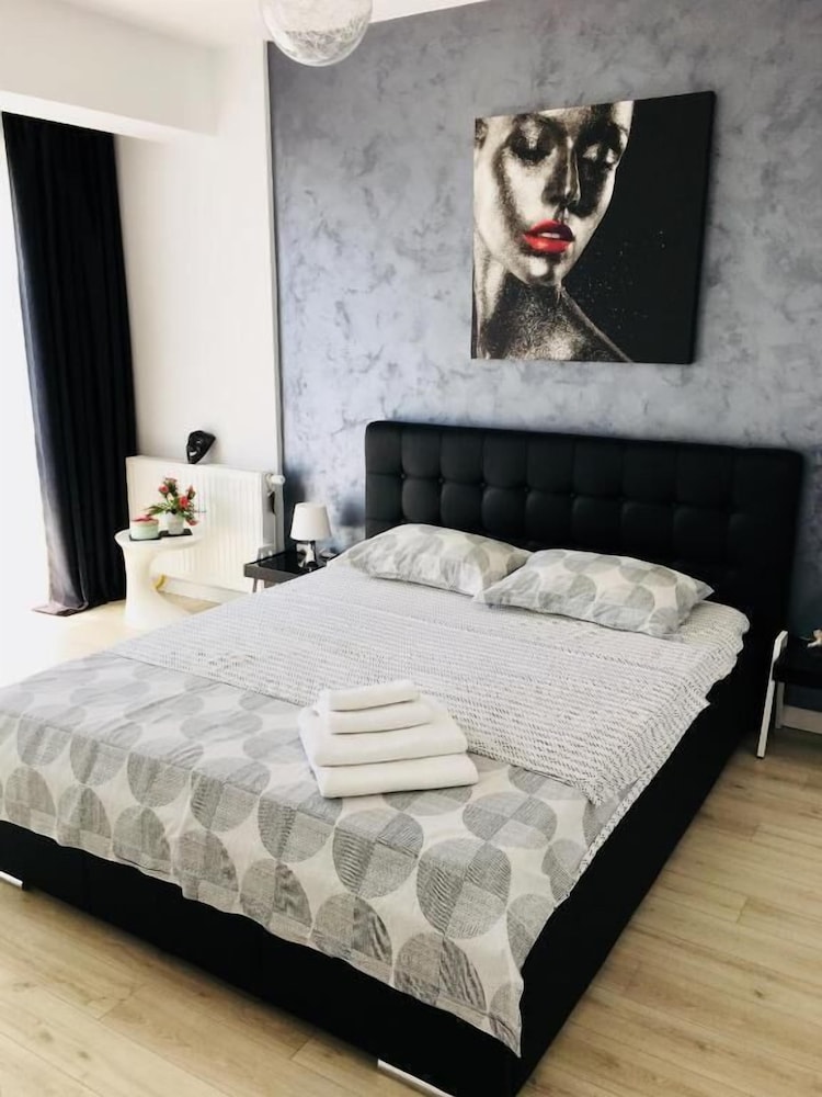 Mamaia Rent Apartments view 3
