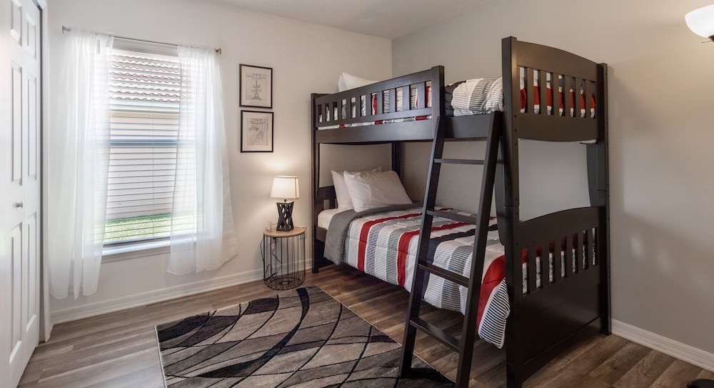 AV340RD 4 Bedroom Charming Villa in Aviana 4 Home