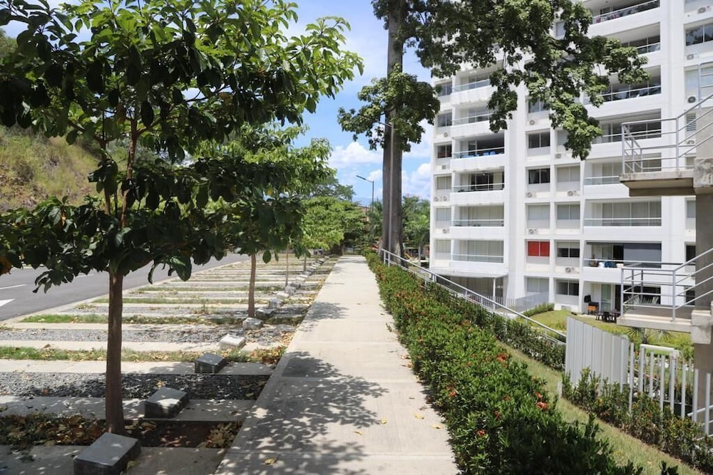 Apartasol Santa Fe de Antioquia 106