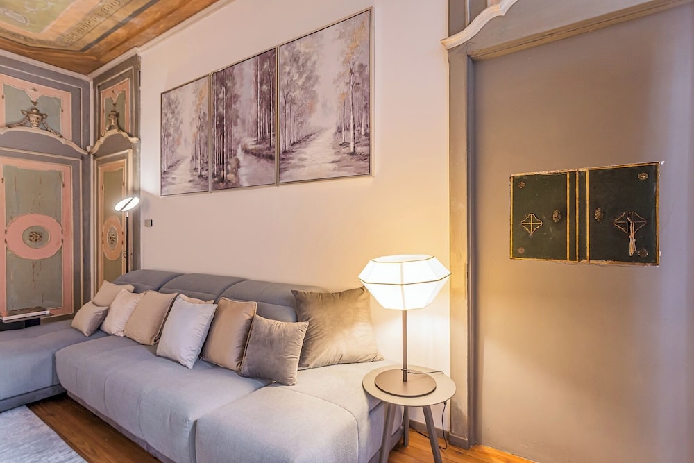Rovelli 41 by Rent all Como