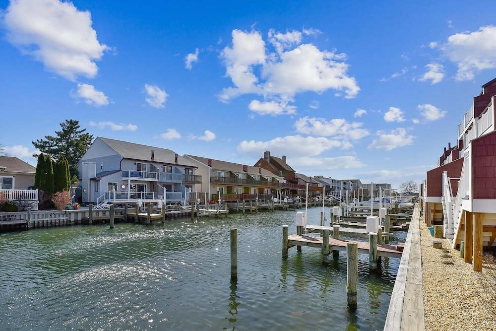 Harbour Bay 23