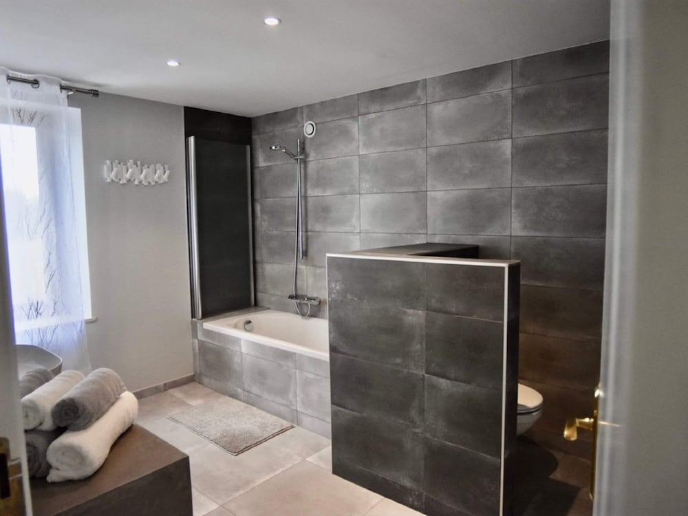 Tranquil Holiday Home in Manhay with Hot Tub near Ski Area view 5