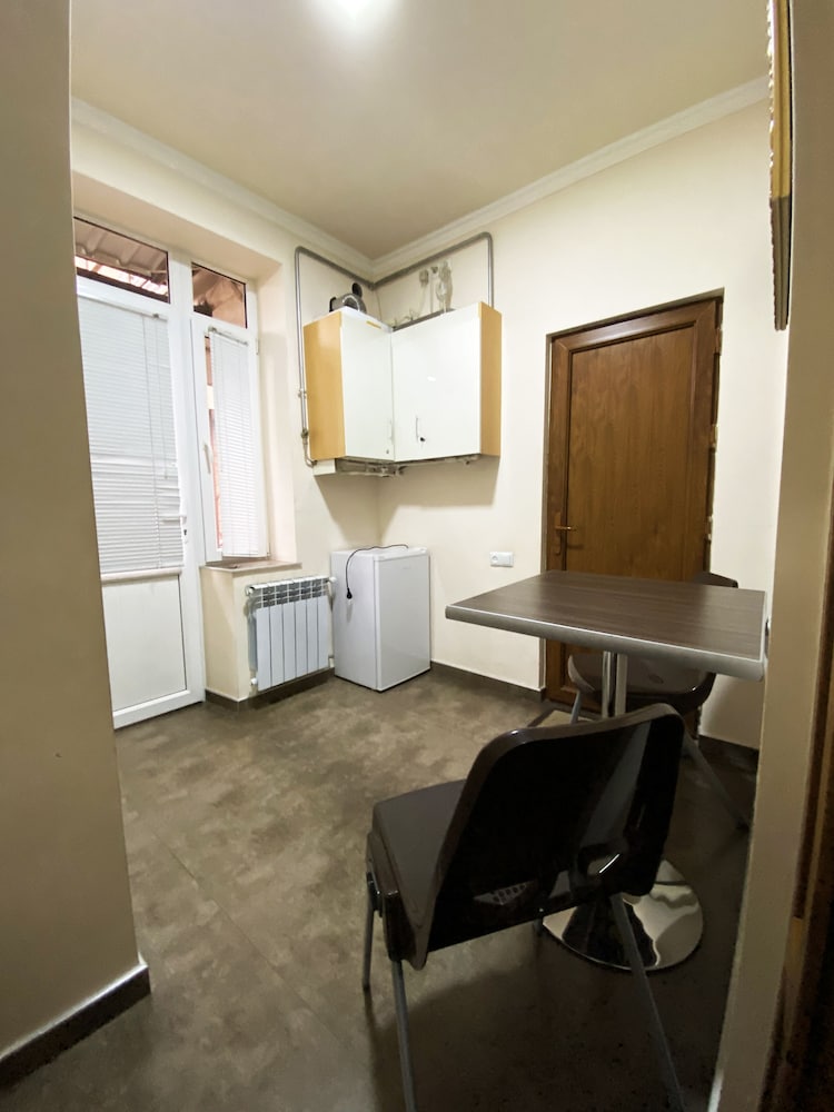 Domino Yerevan Hostel & Tours