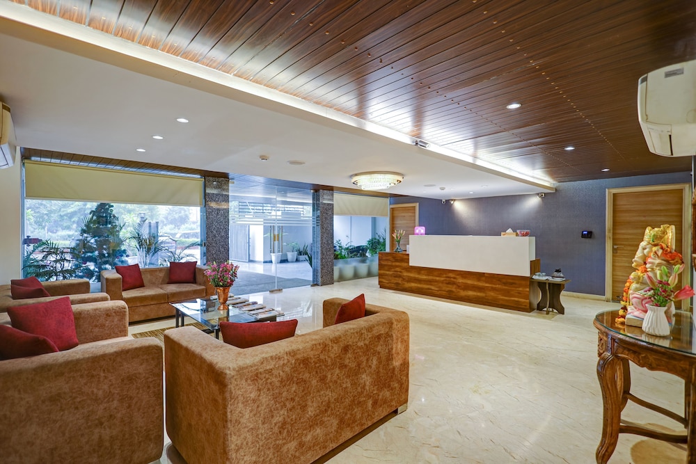 Hotel 91 Huda Premier