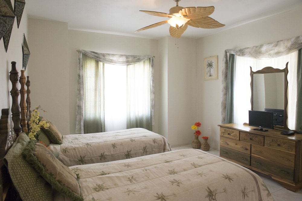 Celebrity Villa Jamaica