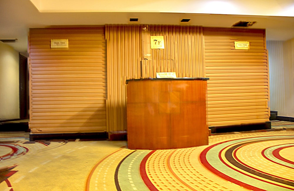 KAIS RDOM Hotel