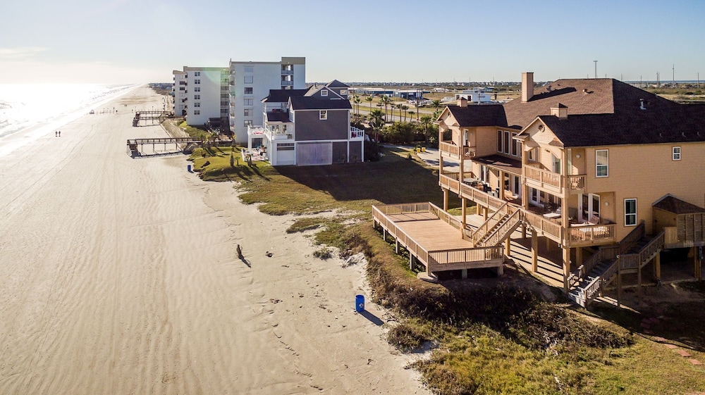 Paradise At Last by Ryson Vacation Rentals
