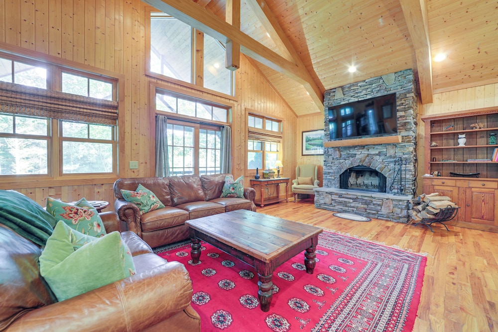 Golf, Hike & Trout Fish: Mtn-view Cashiers Retreat