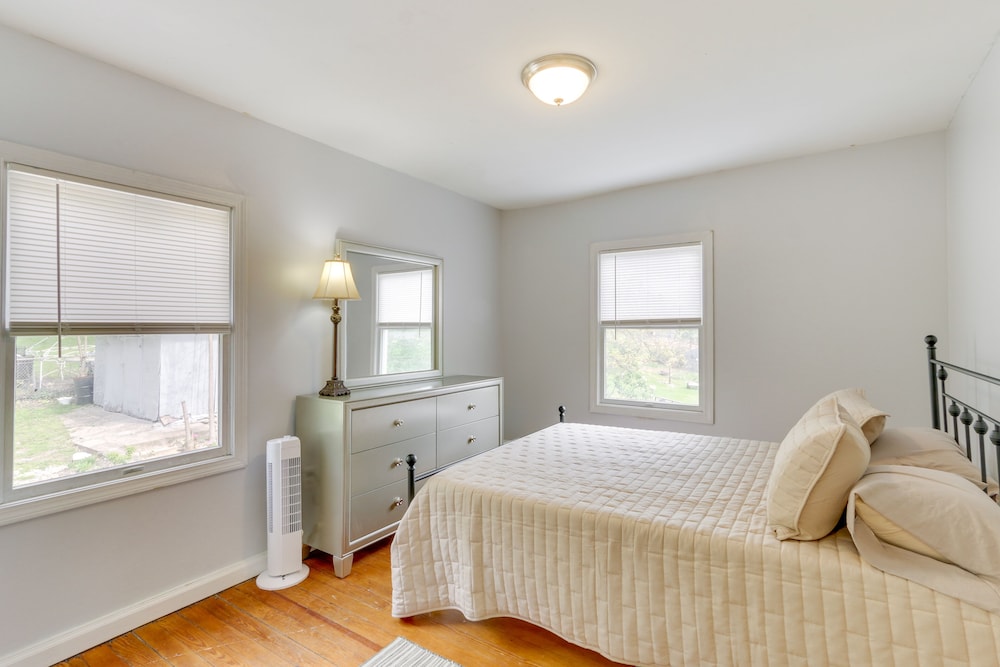 Pet-friendly Connecticut Retreat Near Golfing! - Property Image 23