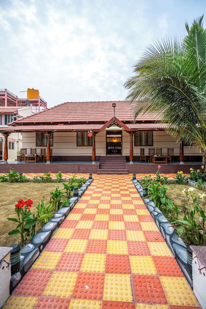 APR Villa by Alaya Stays