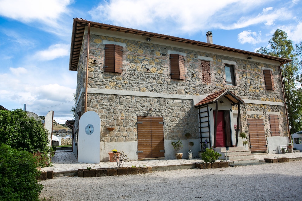 Locanda Villa Naumanni