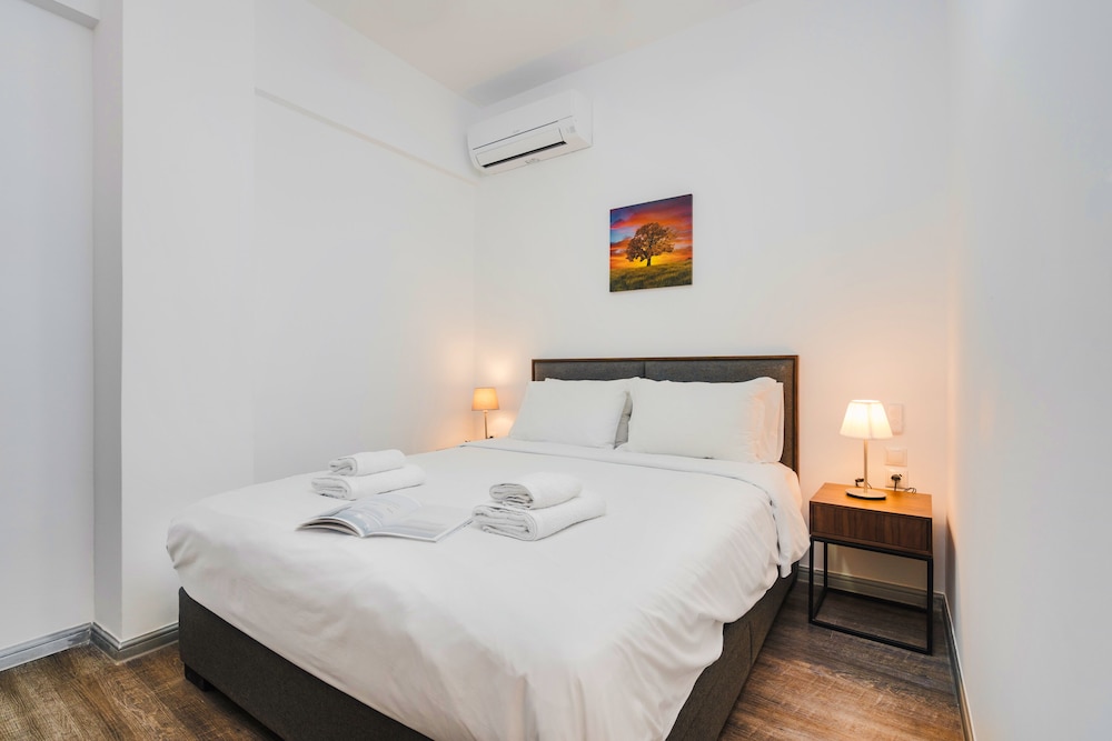 Sanders Home Suites - Cute Downtown 1-bdr. Apt photo 4
