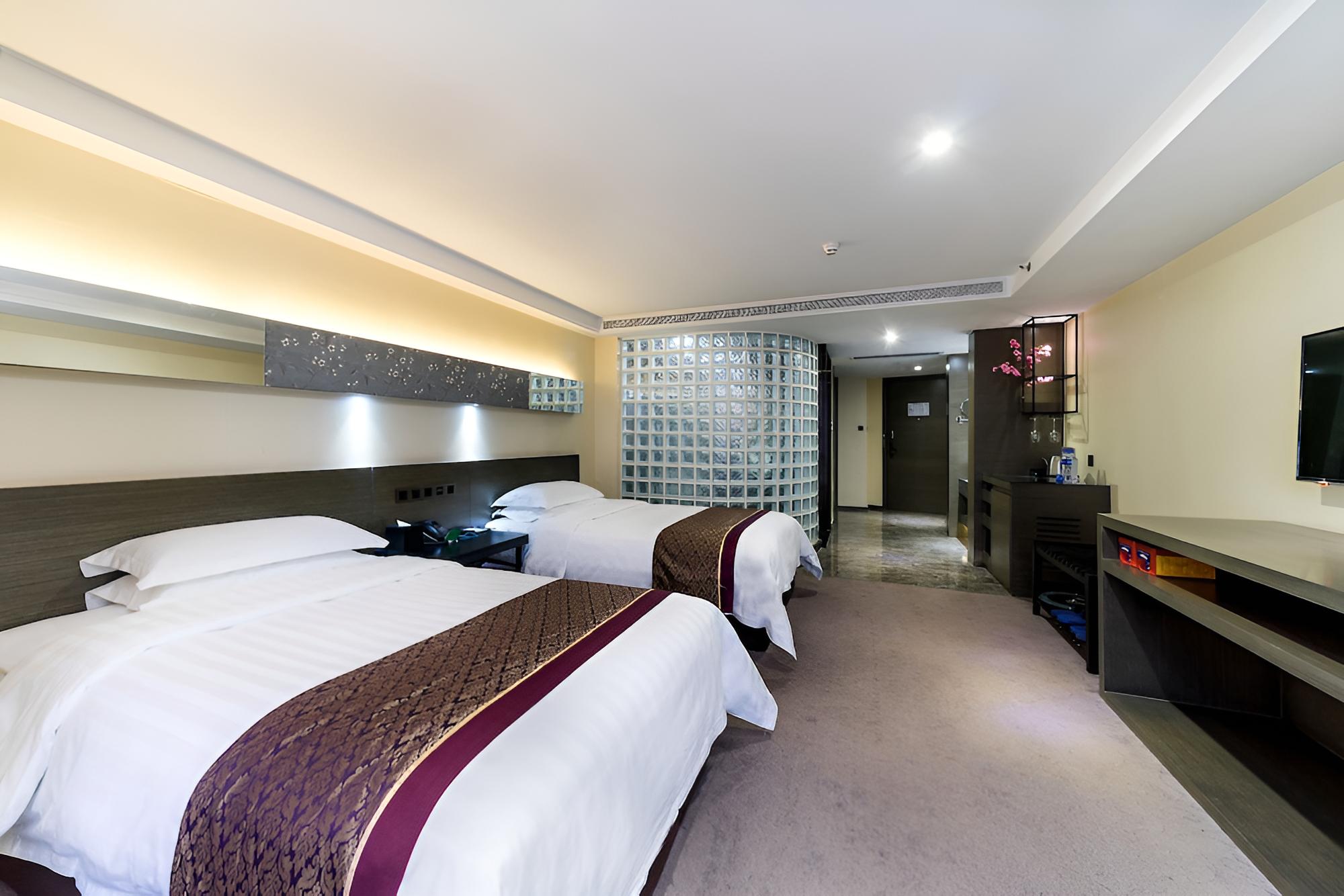 La Quay Hotel