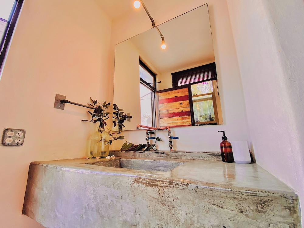 Perro Surfero Hotel Boutique - Todos Santos, BCS