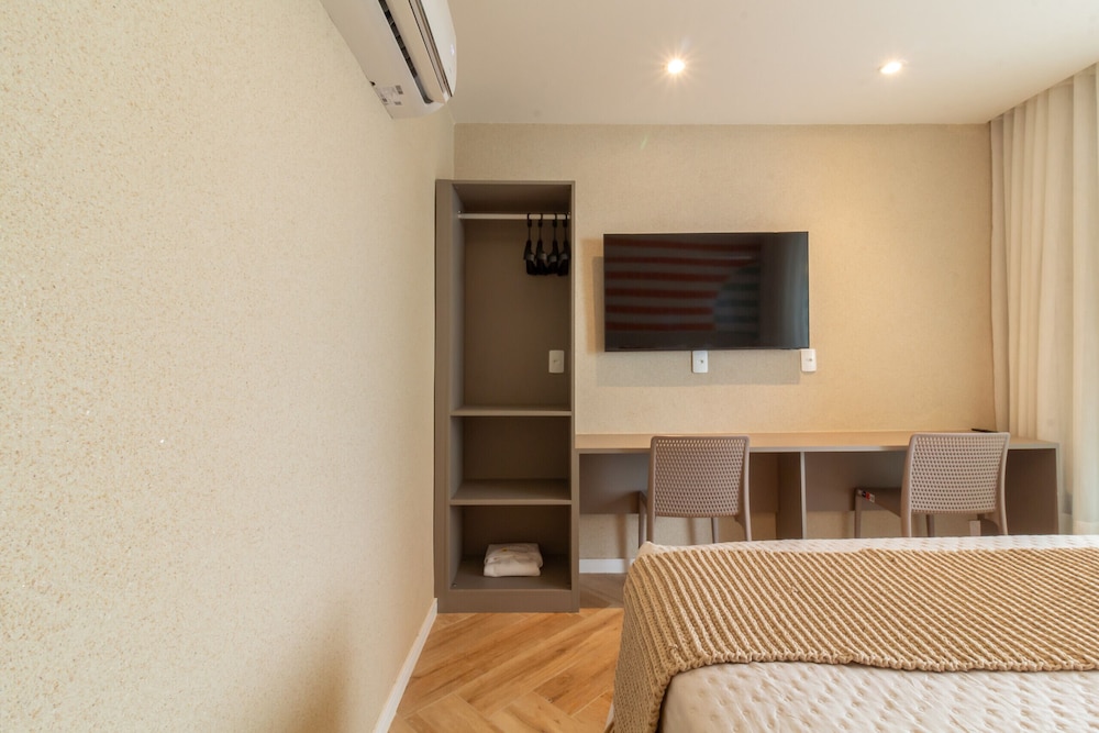 Sea View and Balcony With Bathtub Q20