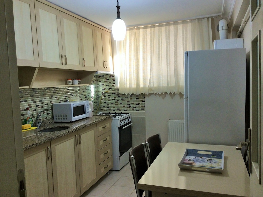 Yılmaz Apart