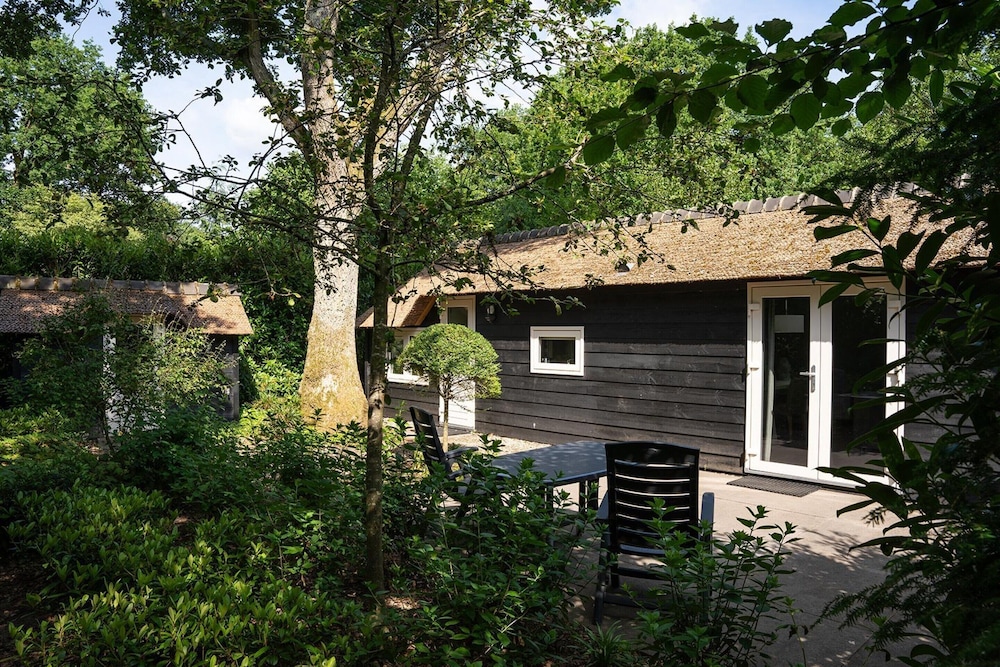 Cottage in Veluwe Near Speulderbos Forest