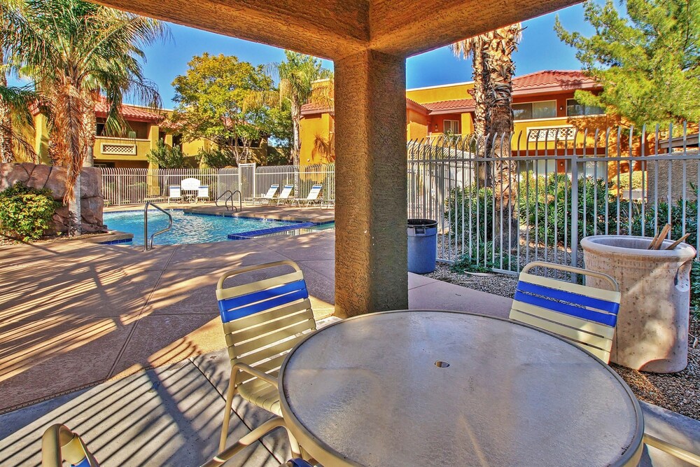 Phoenix Abode: Pool Access, Near Bellair Golf Club view 3