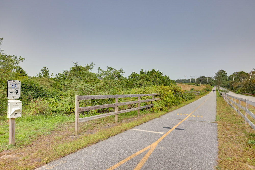 Cape Cod Perfection - Mid-cape Chatham!