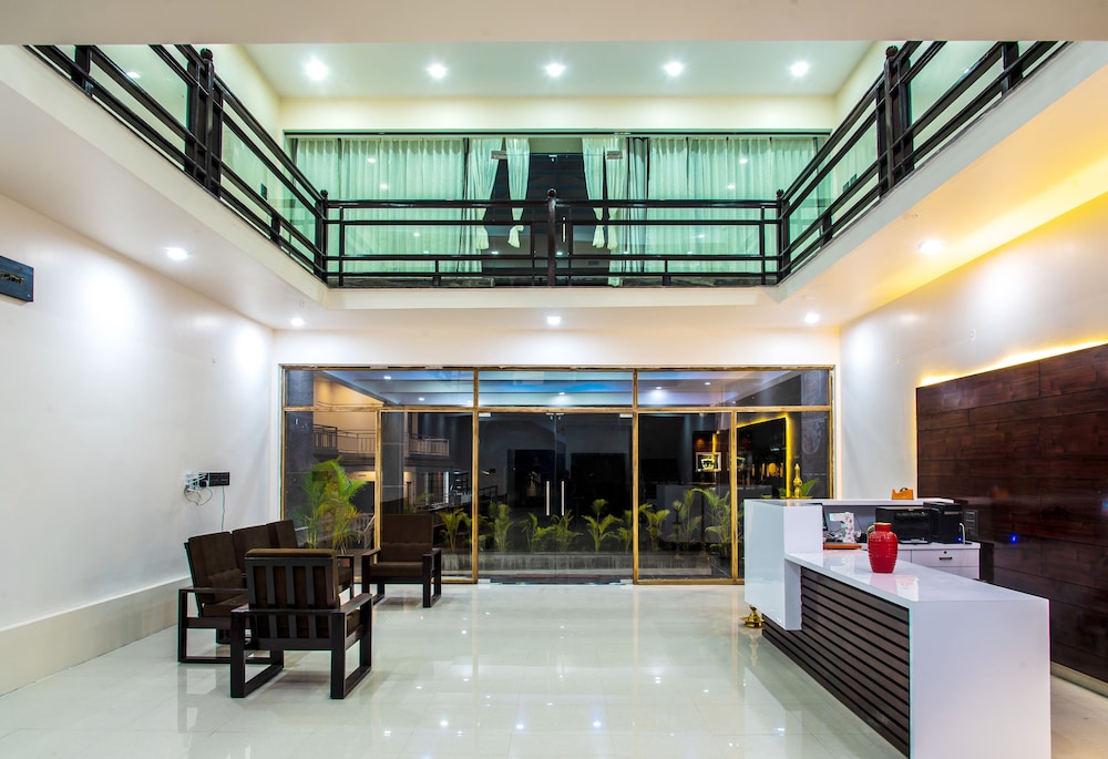 Mastiff Select Terrain Dandeli view 2