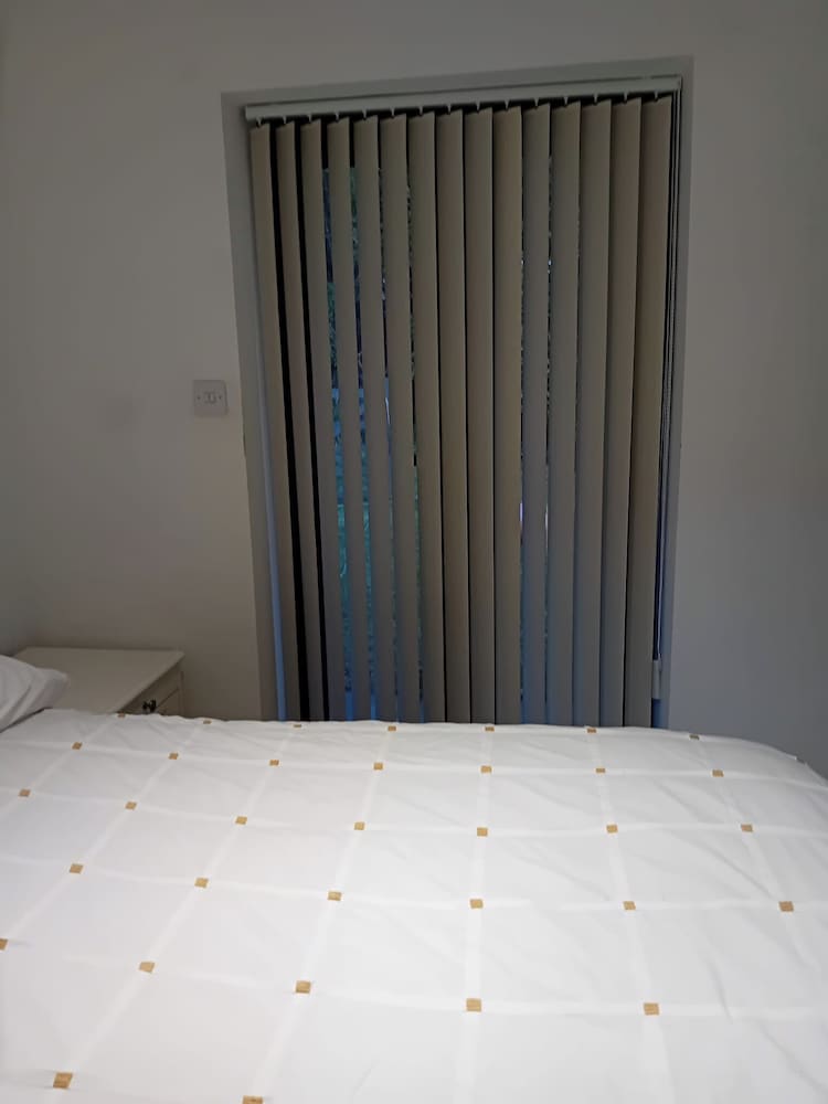 1bed Cottage, Sleeps 2 - Mountain Views, Parking