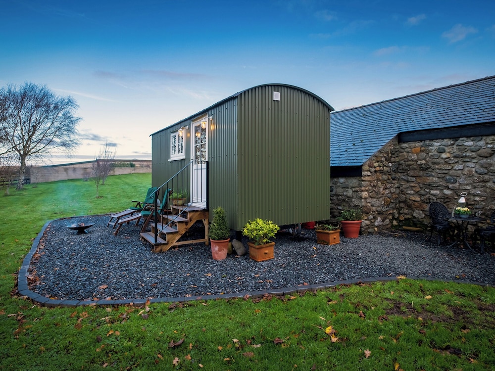 The Pleasant Hut at Mount Pleasant Farm