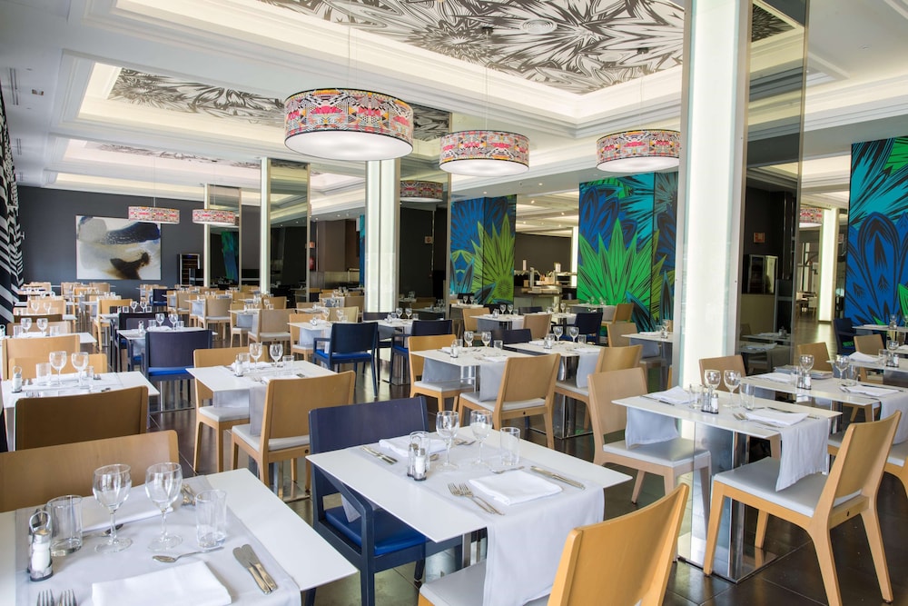 TUI BLUE Suite Princess - Adults Only