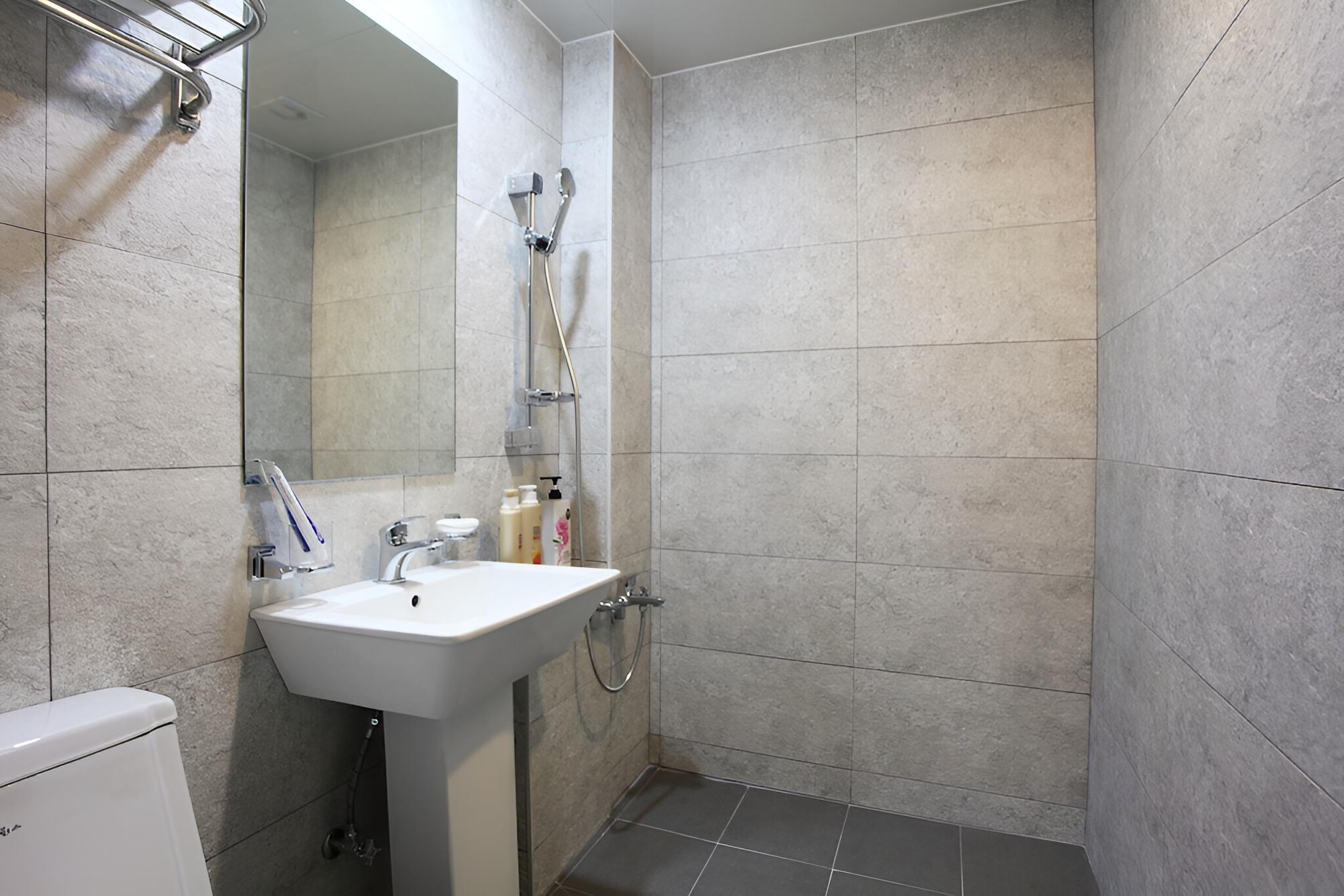 Photo 28