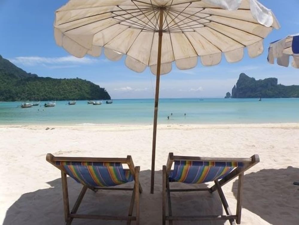 Phi Phi Twin Palms Bungalows