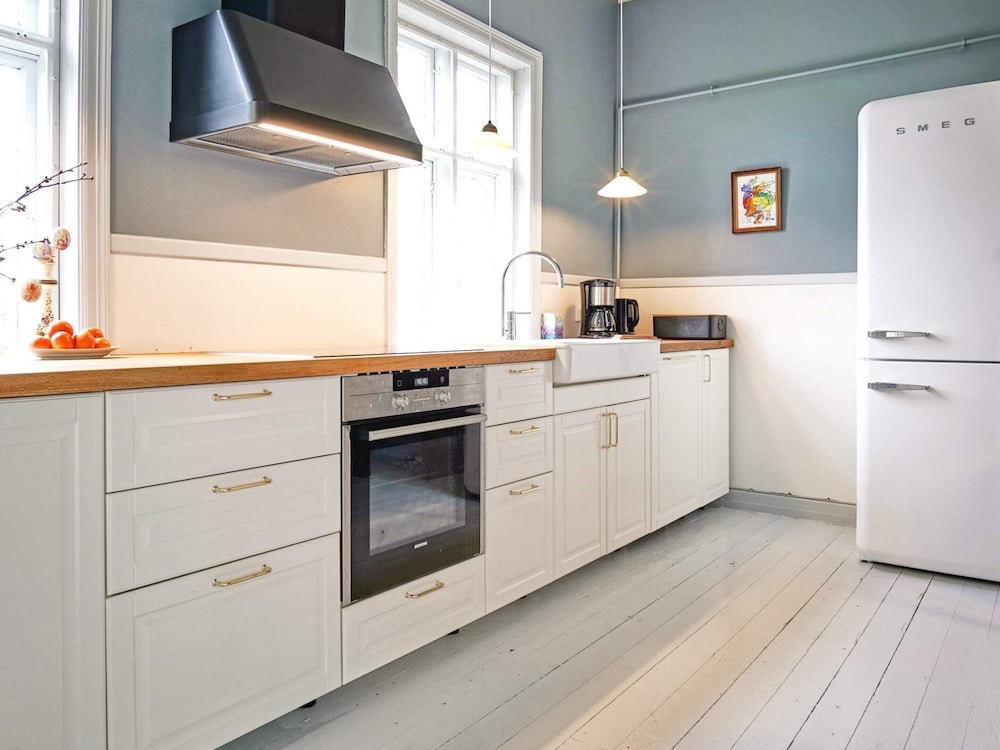 6 Person Holiday Home in Hasle view 4
