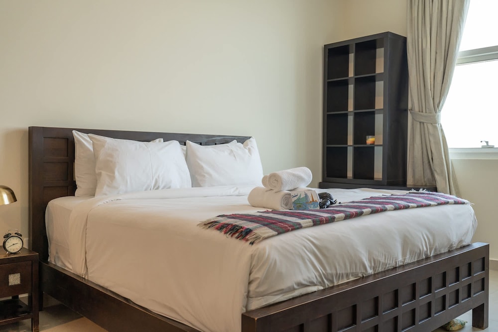 Charming Sun-filled 1-bedroom in Red Residence Dubai Sports City
