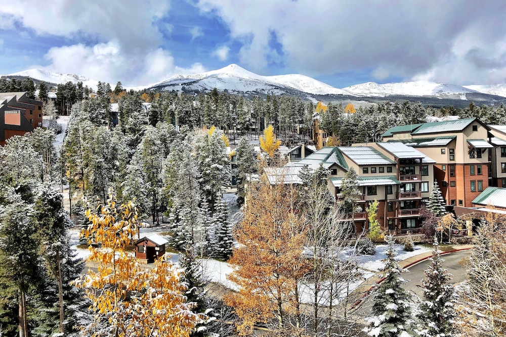 Ski-in Penthouse in Breckenridge w/ Pool Access! view 2